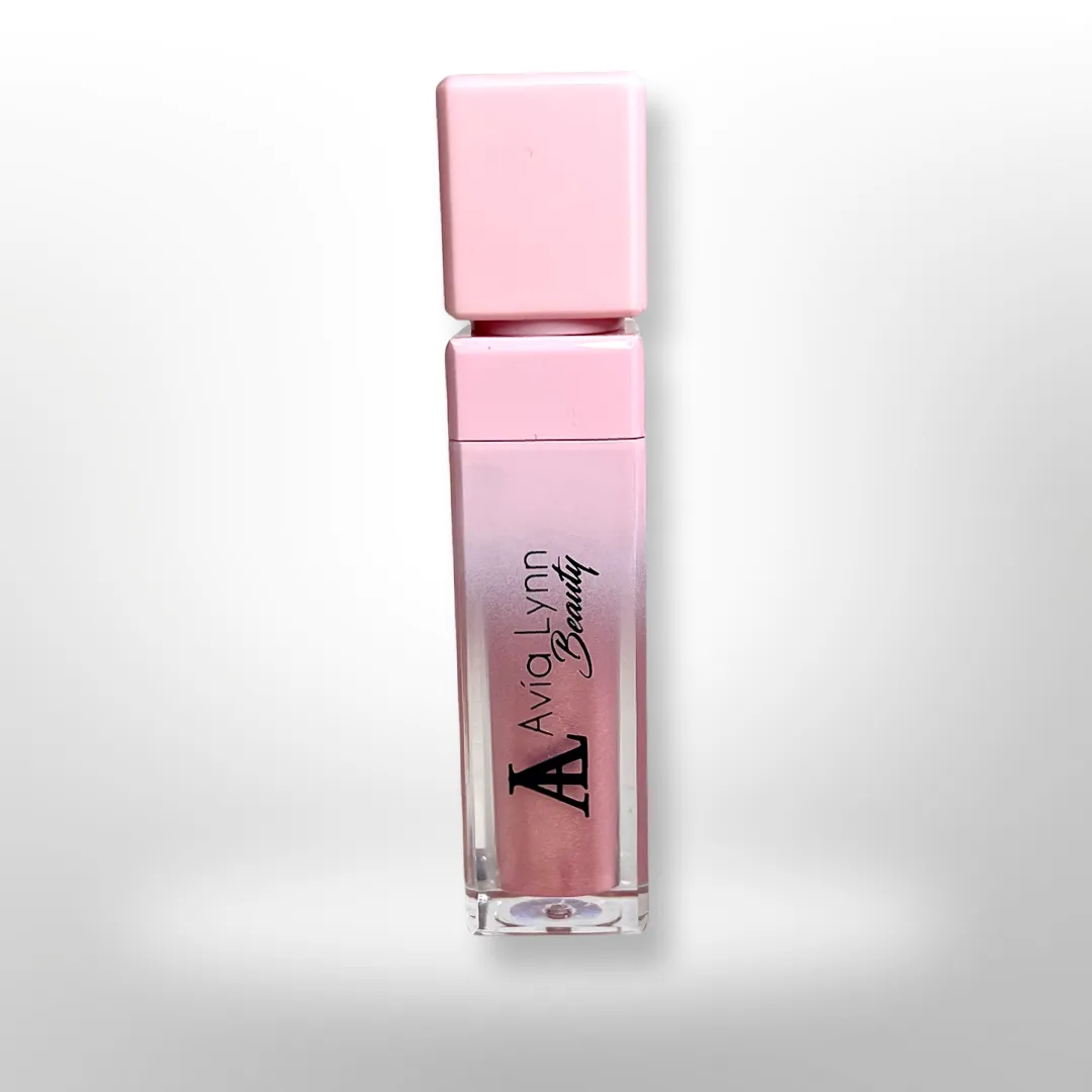 Avía Pinky AKA “The Confident” gloss