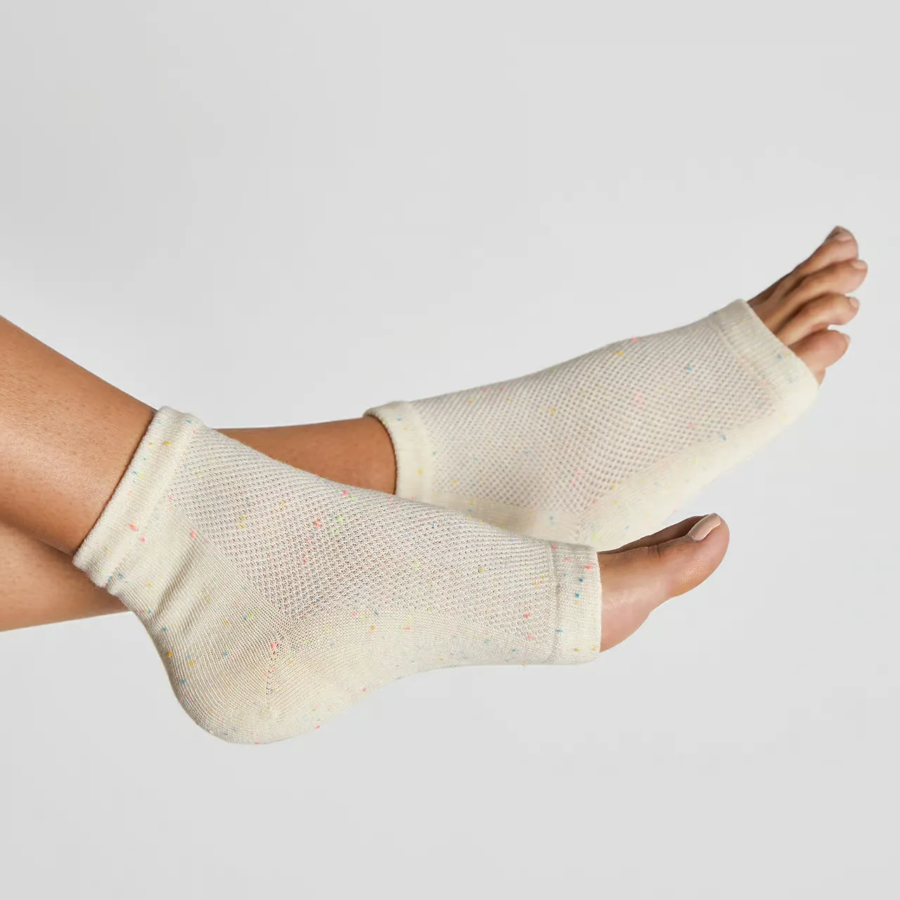 Kitsch Moisturizing Spa Socks